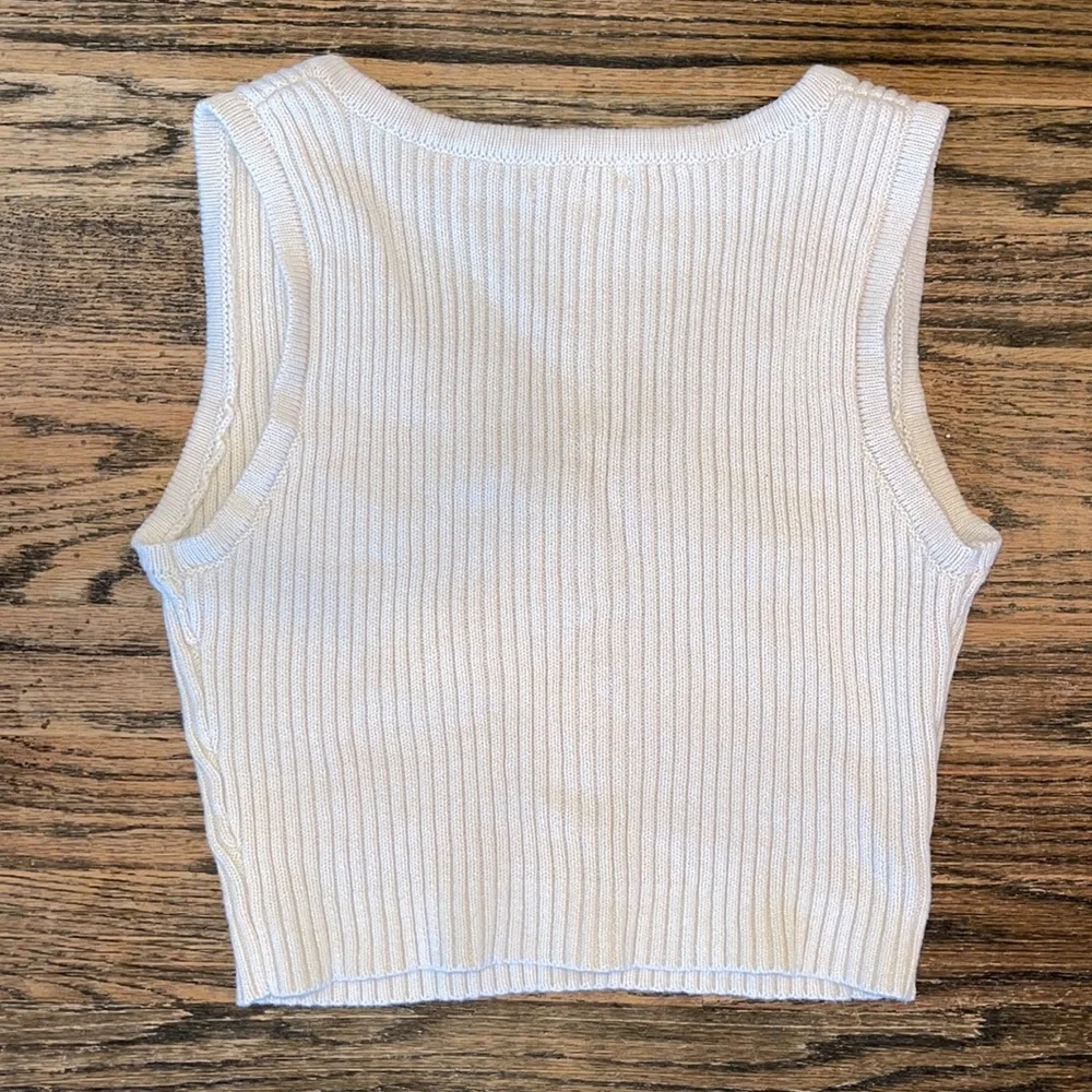 Womens La Hearts V-Neck Sweater - Picture 3 of 3